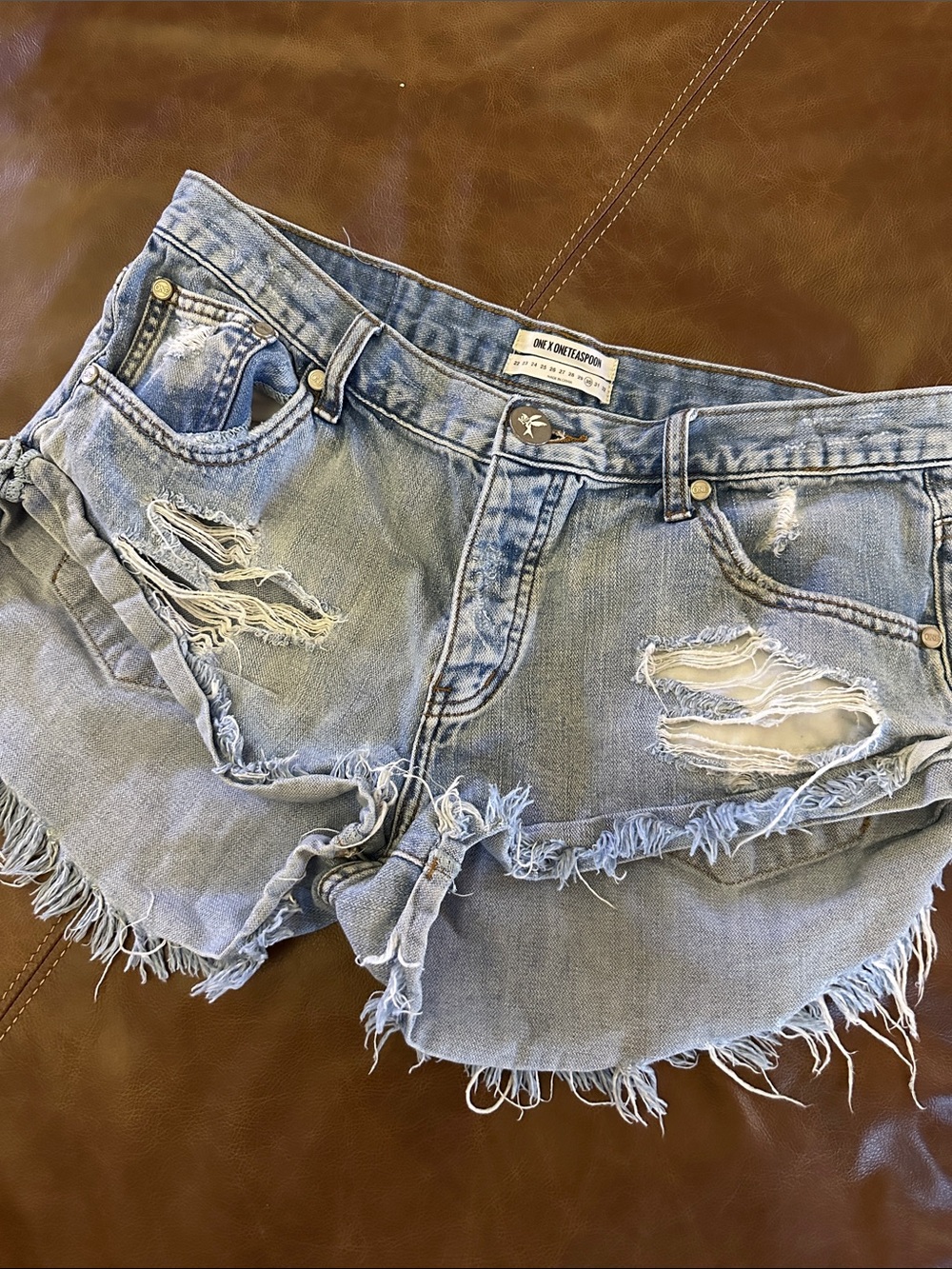 🌙 One x One Teaspoon Distressed Bandit Denim Shorts Size 29